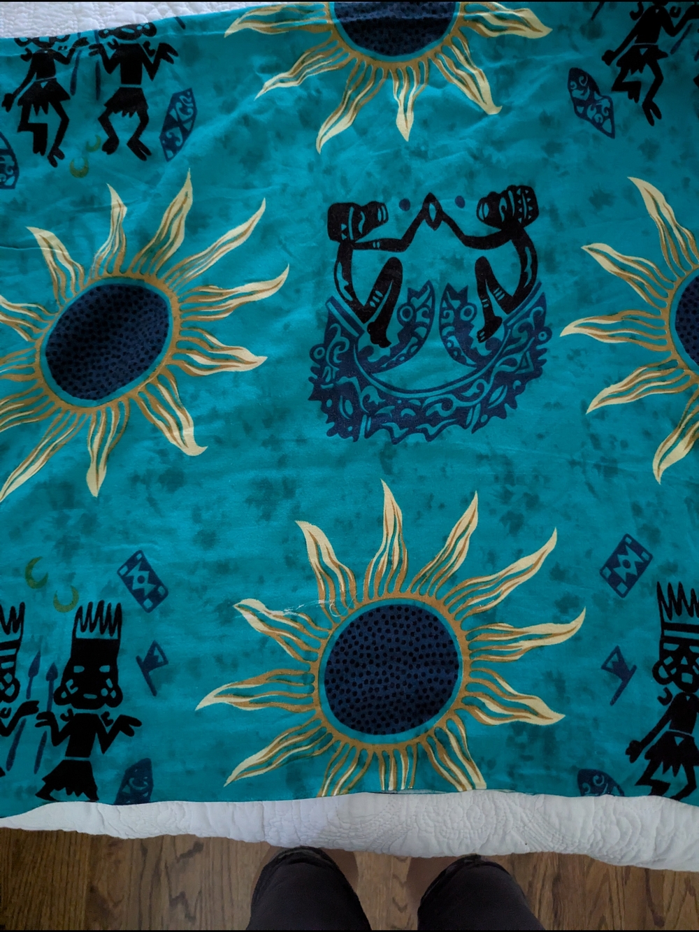 Turquoise Sunburst Print Beach Scarf